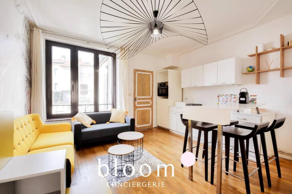 Superbe Appartement Au Coeur De La Vielle Ville 4 Voyageurs + Garage Nancy Bagian luar foto